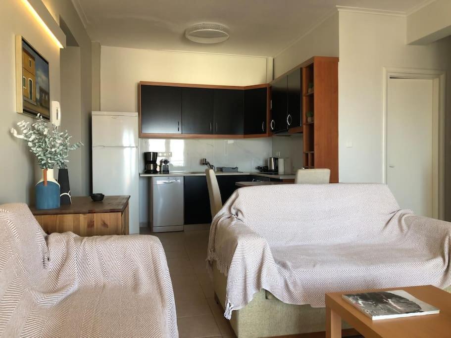 Moments: Two-bedroom With Unique View Litochoro